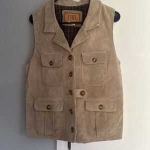 B. Free Authentic Rugged Wear California USA Leather Brown Vest Mens Medium